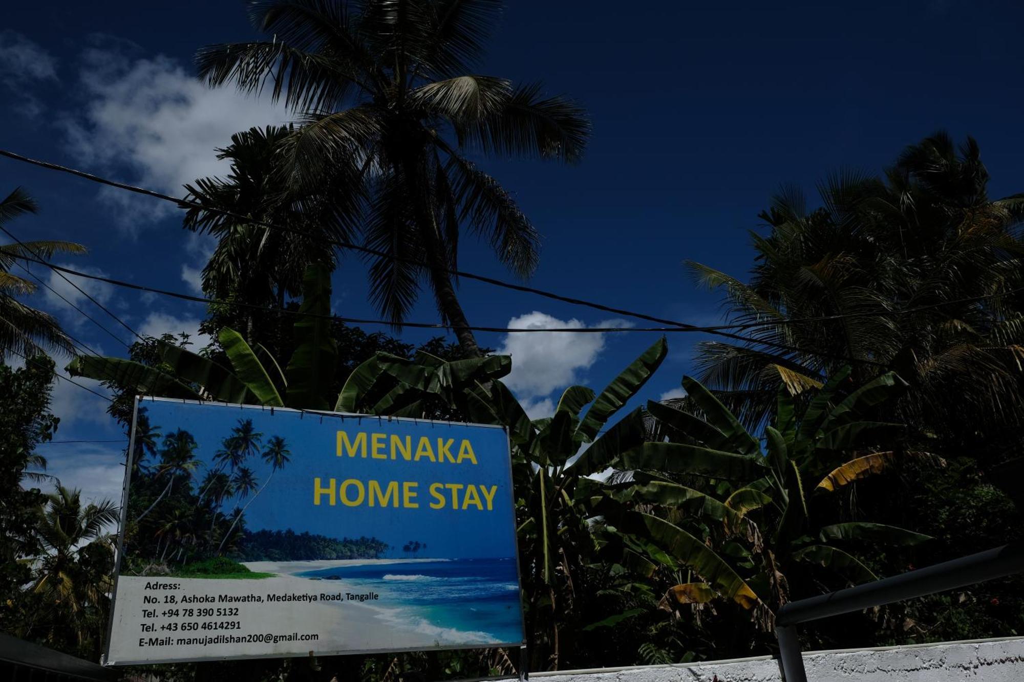Menaka Homestay タンガラ エクステリア 写真