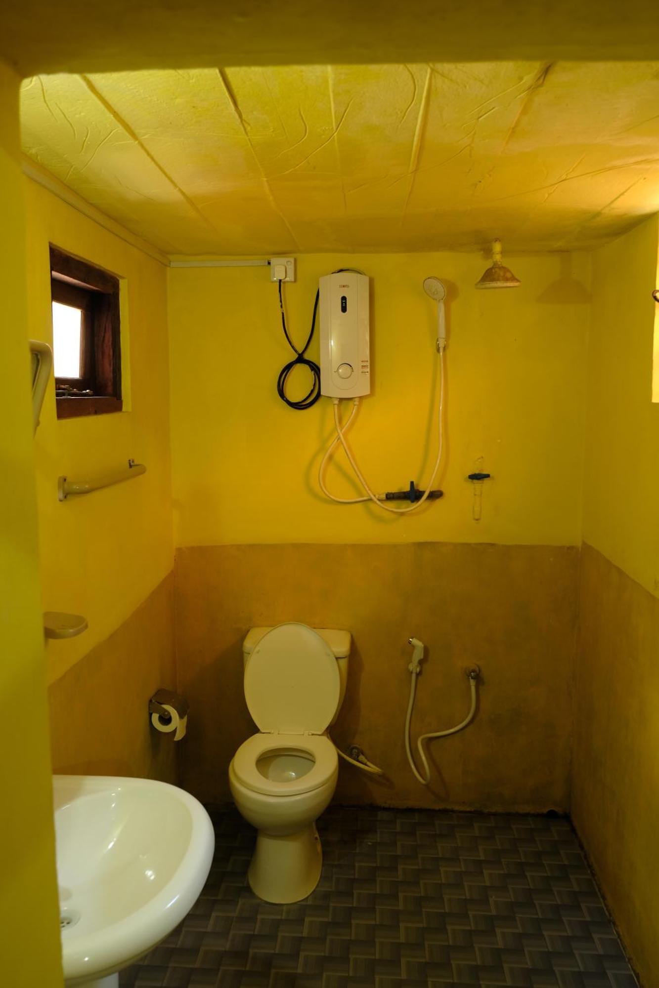 Menaka Homestay タンガラ エクステリア 写真
